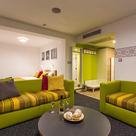 семеен комплимент 3* Трявна