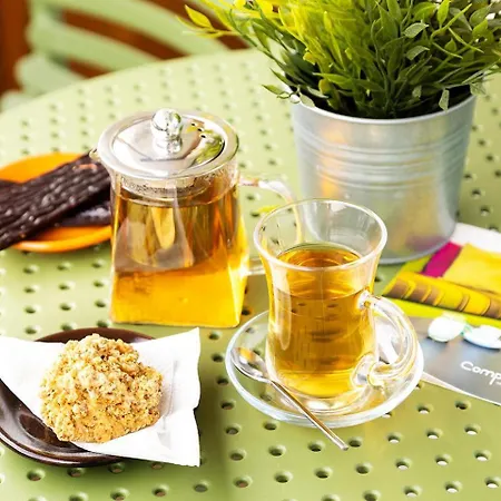 семеен комплимент Хотел 3*