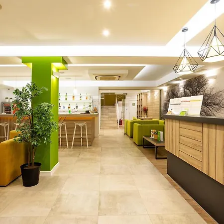 Compliment ホテル トリャブナ