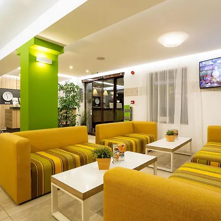 Хотел семеен комплимент