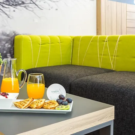 Хотел семеен комплимент Трявна