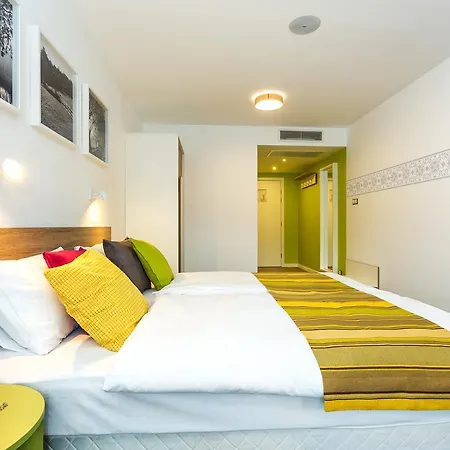 семеен комплимент 3*