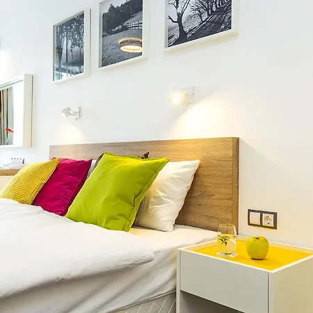 Хотел семеен комплимент